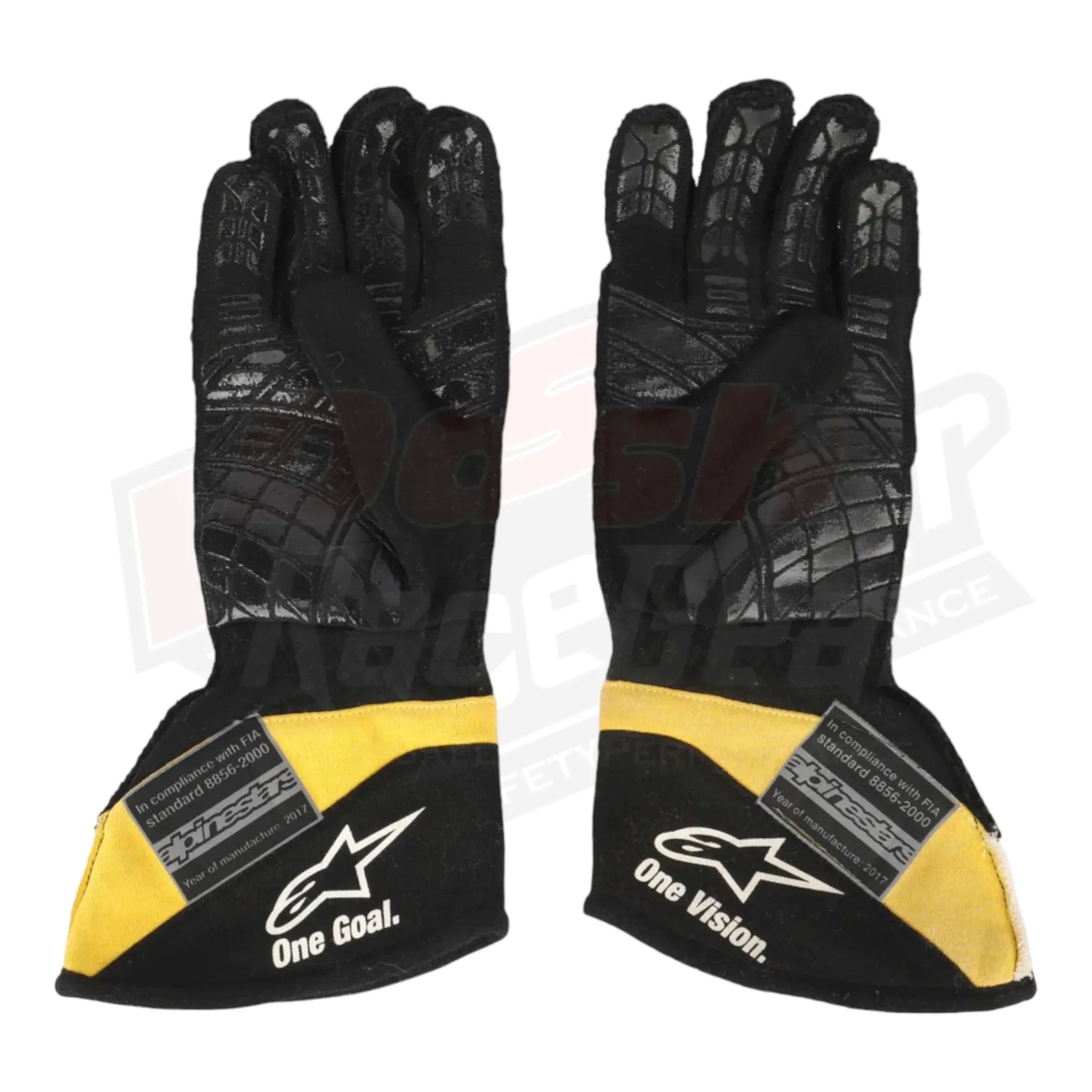 2017CarlosSainzRenaultF1RaceGloves_2.webp